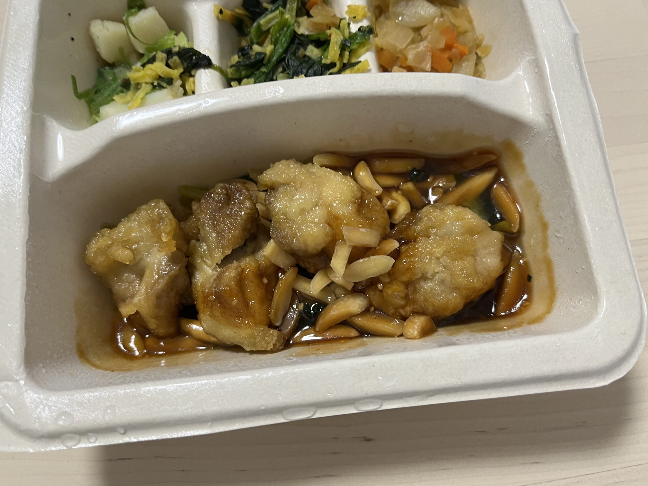 青梗菜と鶏肉・春野菜と豚肉 / ナッシュ