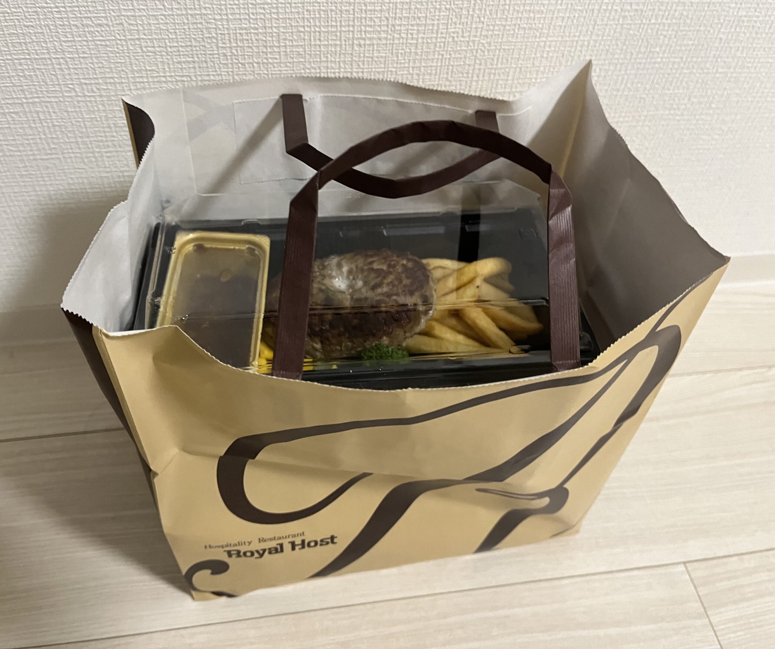 ロイヤルホスト