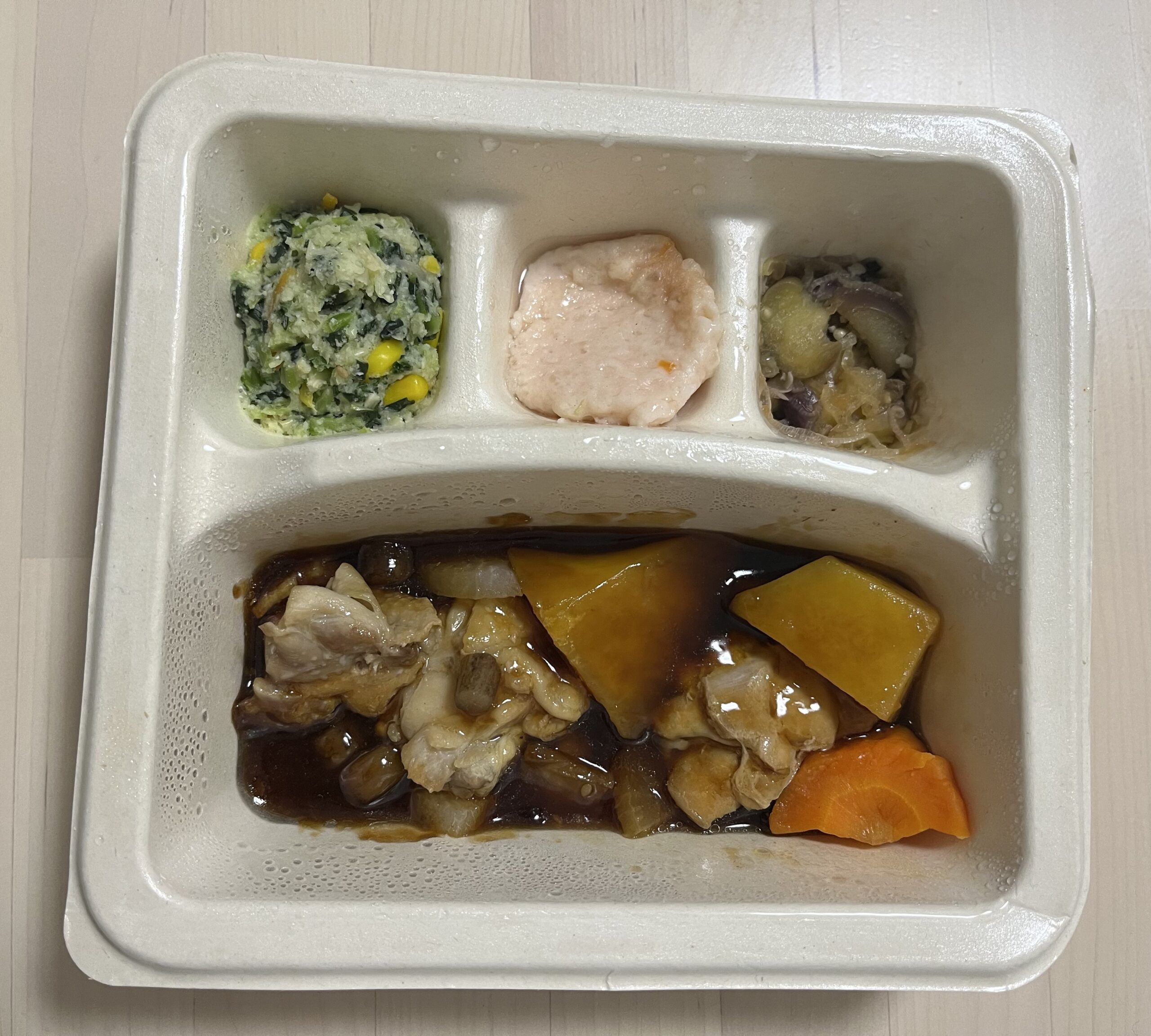 甘酢肉団子と炒飯・秋野菜と鶏肉の甘だれ / ナッシュ