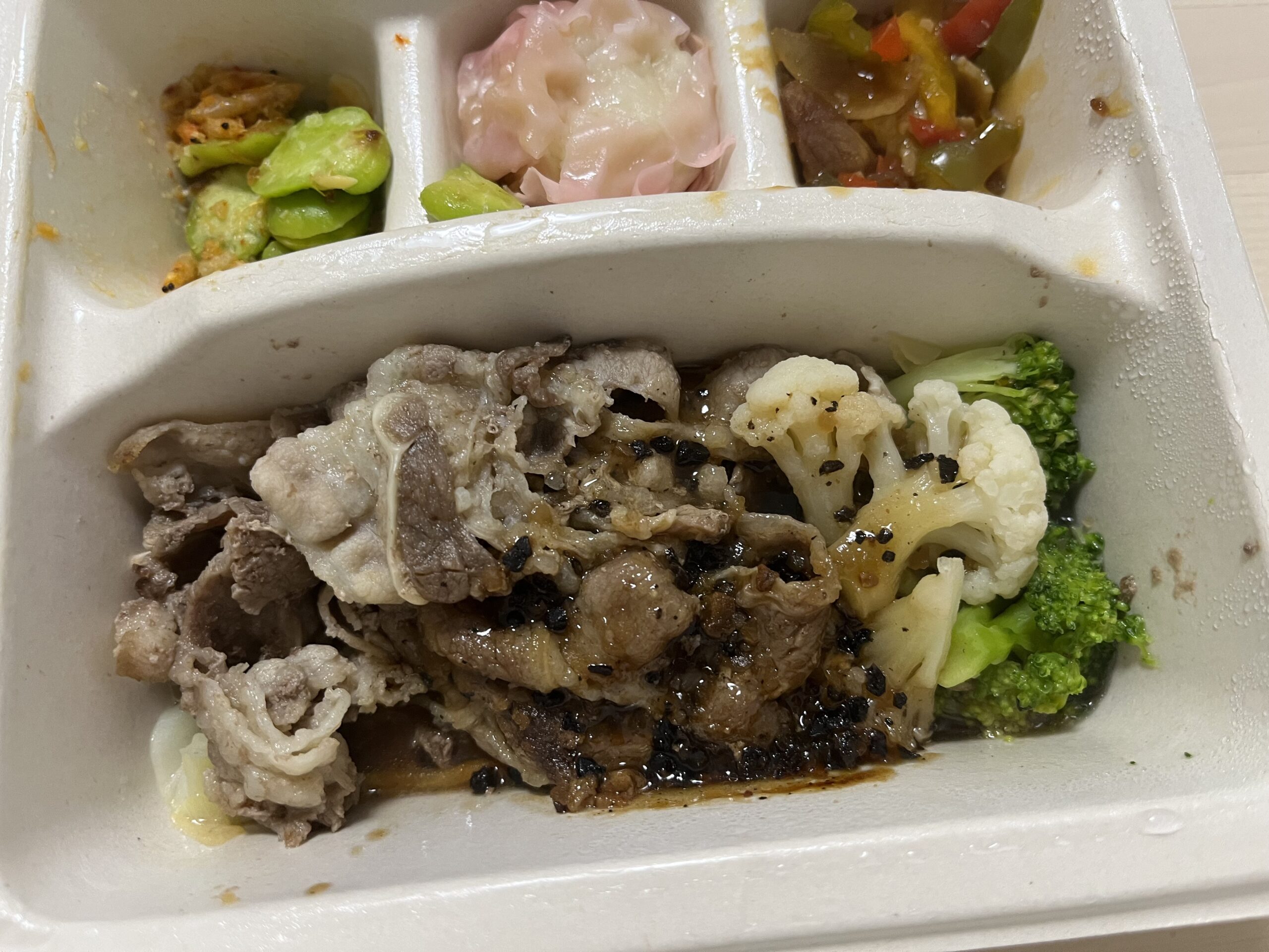 牛肉と里芋・牛肉のトリュフ醤油 / ナッシュ