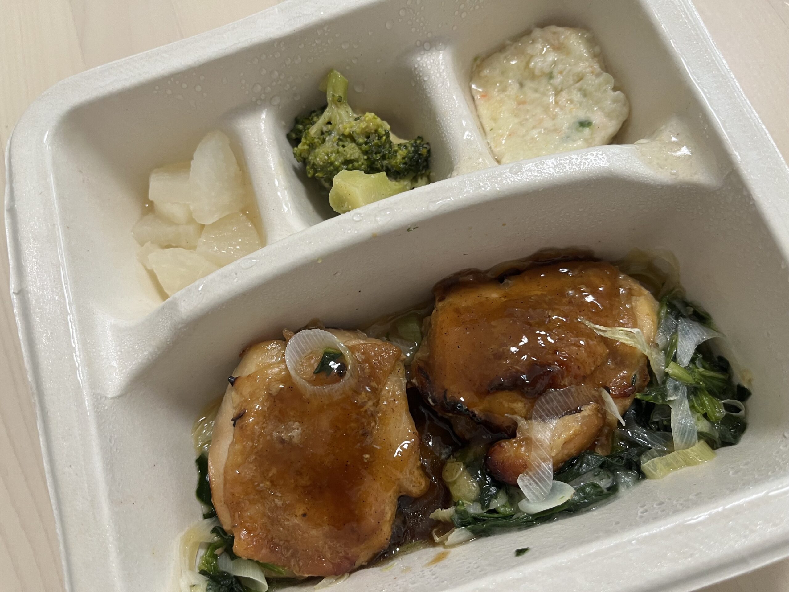 野菜と鯖の甘酢あん・ガーリックバターチキン・鶏肉の照り焼き / ナッシュ